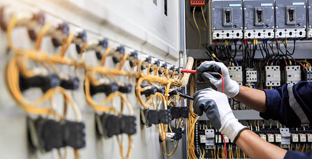 Professional Electrician technician working in Columbia, CA